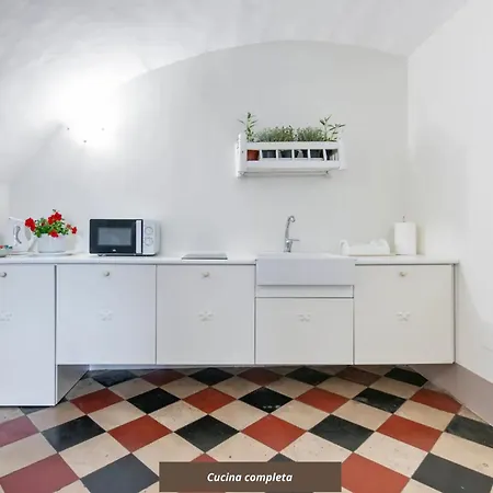 Le Stanze Del Poeta - Selection * Lecce